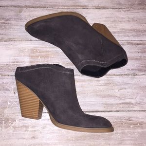 DV open back bootie